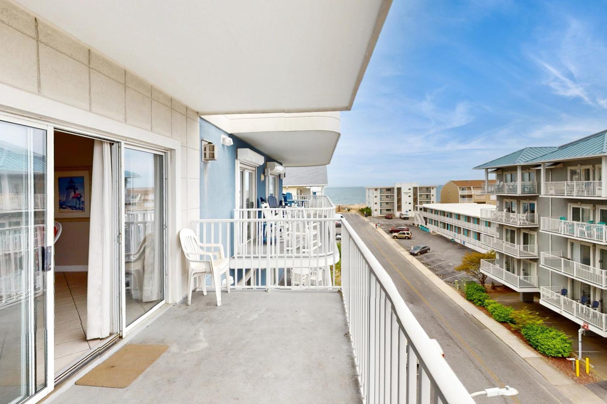 Astoria Condos Ocean City Room photo